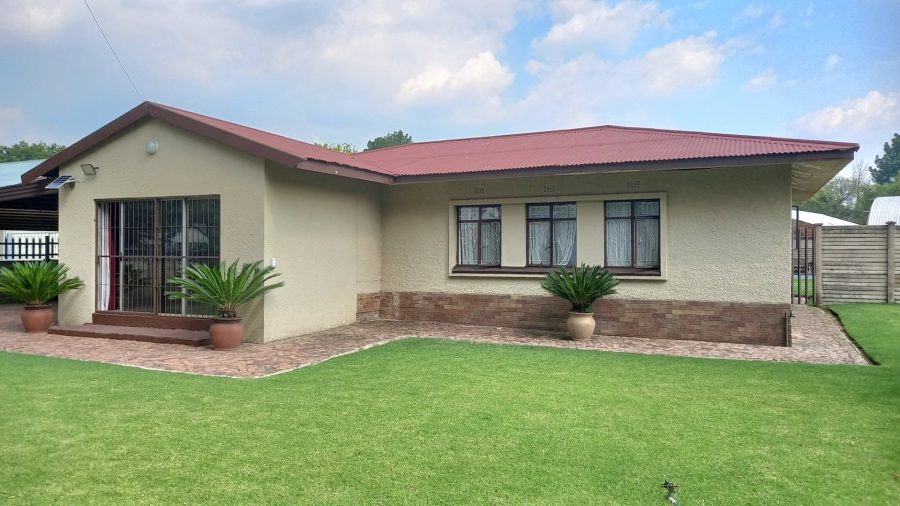 3 Bedroom Property for Sale in Sasolburg Ext 3 Free State